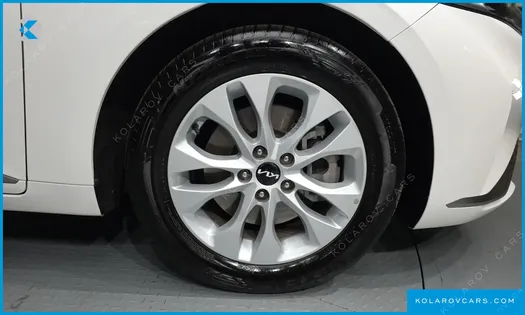 KIA K8 2.5 GASOLINE 2WD