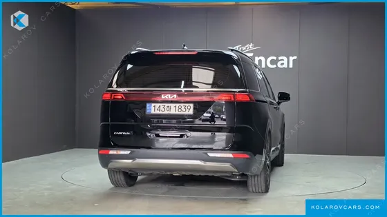 KIA CARNIVAL DIESEL 9-SEATER SIGNATURE
