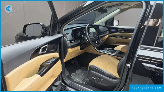 KIA CARNIVAL DIESEL 9-SEATER SIGNATURE