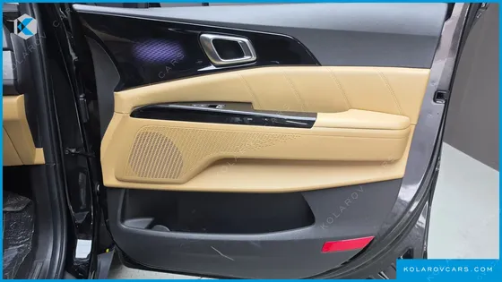 KIA CARNIVAL DIESEL 9-SEATER SIGNATURE