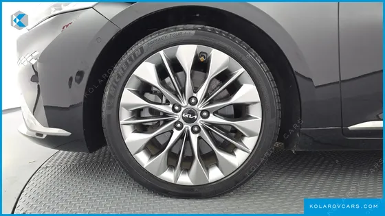 KIA K8 3.5 GASOLINE 4WD