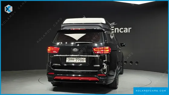 KIA CARNIVAL GASOLINE 9-SEATER HI-LIMOUSINE