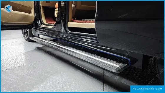 KIA CARNIVAL GASOLINE 9-SEATER HI-LIMOUSINE