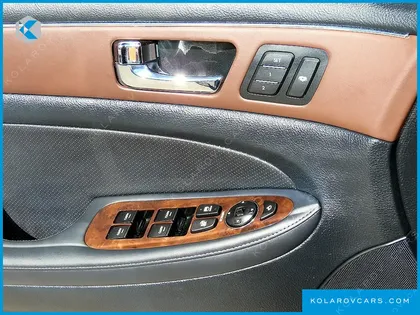 HYUNDAI GENESIS BH 380 ROYAL