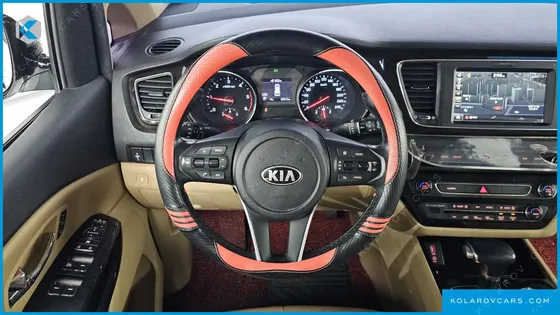 KIA CARNIVAL 9-SEATER NOBLESSE SPECIAL