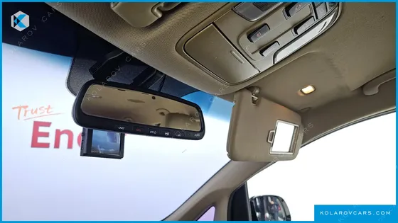 KIA CARNIVAL 9-SEATER NOBLESSE SPECIAL