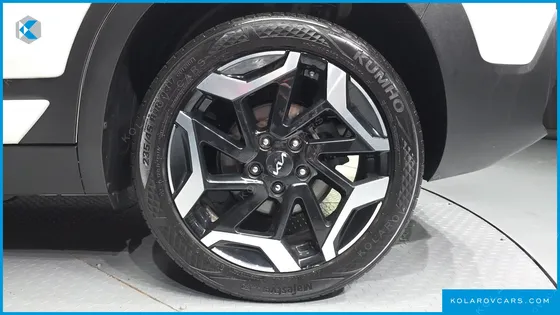 KIA SELTOS GASOLINE 1.6 TURBO 2WD