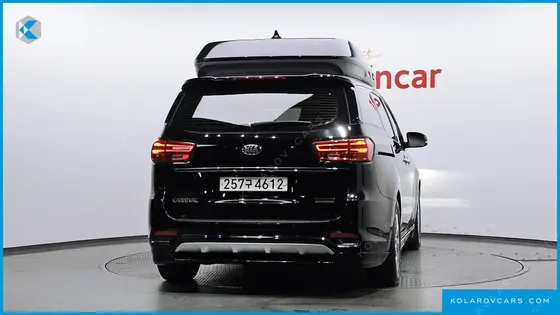 KIA CARNIVAL 9-SEATER HI-LIMOUSINE