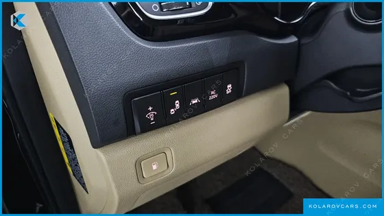 KIA CARNIVAL 9-SEATER HI-LIMOUSINE