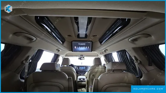 KIA CARNIVAL 9-SEATER HI-LIMOUSINE