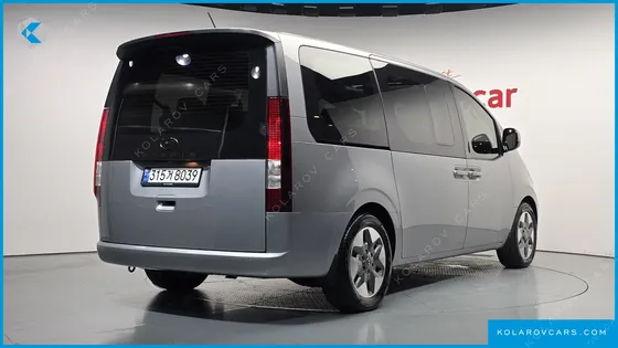 HYUNDAI STARIA TOURER 9-SEATER