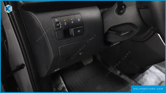HYUNDAI STARIA TOURER 9-SEATER