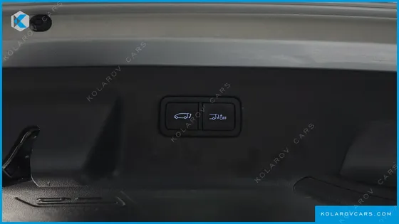 HYUNDAI STARIA TOURER 9-SEATER