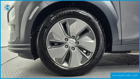 HYUNDAI KONA PREMIUM