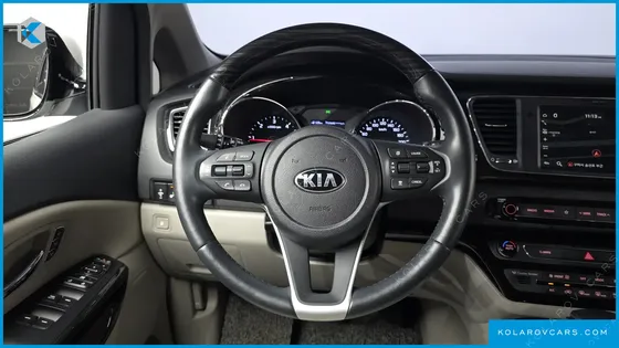 KIA CARNIVAL 9-SEATER NOBLESSE SPECIAL