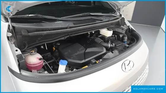 HYUNDAI STARIA CARGO 5-SEATER