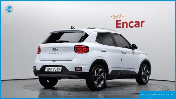 HYUNDAI VENUE 1.6 MODERN
