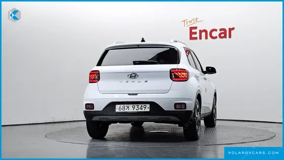 HYUNDAI VENUE 1.6 MODERN