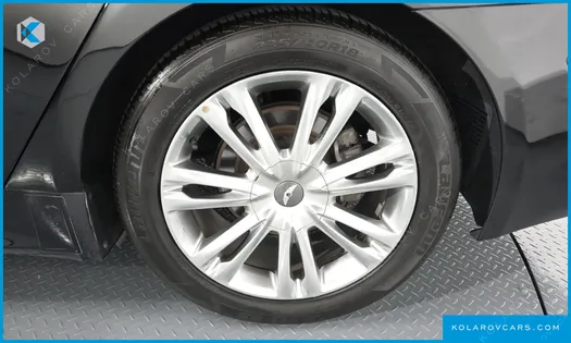HYUNDAI GENESIS BH 330 LUXURY