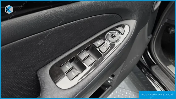 HYUNDAI GENESIS BH 330 LUXURY