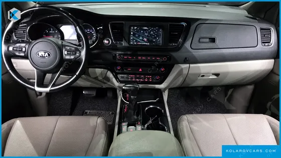 KIA CARNIVAL 9-SEATER NOBLESSE SPECIAL