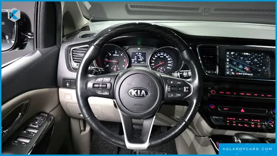 KIA CARNIVAL 9-SEATER NOBLESSE SPECIAL