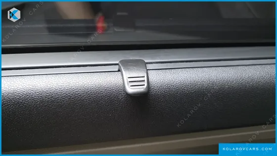 KIA CARNIVAL 9-SEATER NOBLESSE SPECIAL