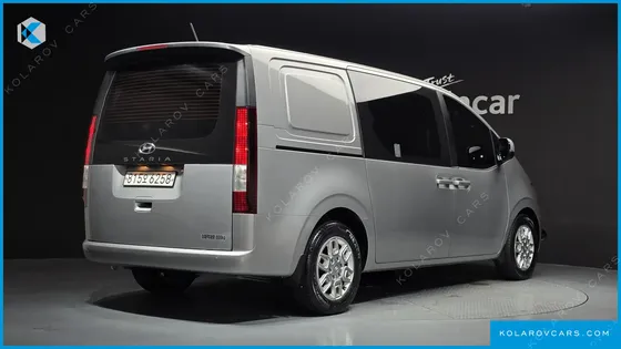 HYUNDAI STARIA CARGO 5-SEATER