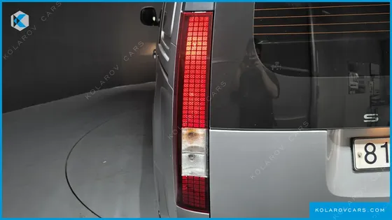 HYUNDAI STARIA CARGO 5-SEATER