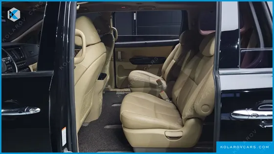 KIA CARNIVAL 9-SEATER NOBLESSE SPECIAL