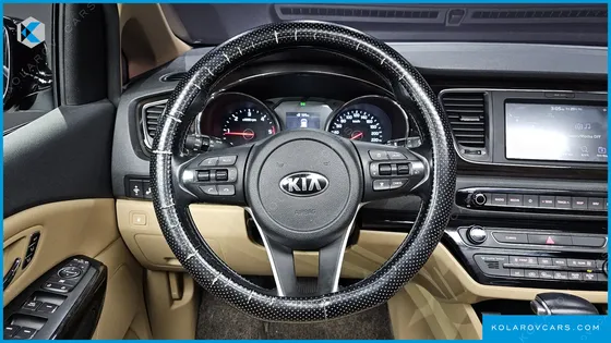 KIA CARNIVAL 9-SEATER NOBLESSE SPECIAL