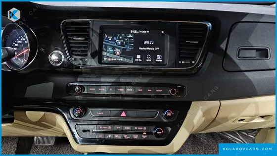 KIA CARNIVAL 9-SEATER NOBLESSE SPECIAL