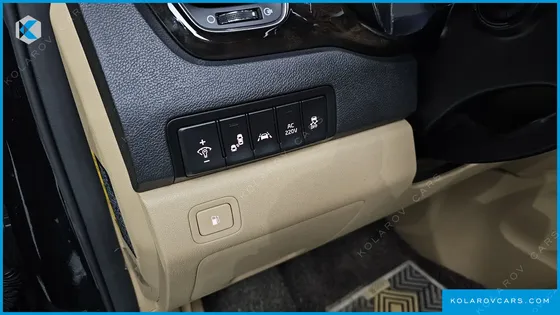KIA CARNIVAL 9-SEATER NOBLESSE SPECIAL