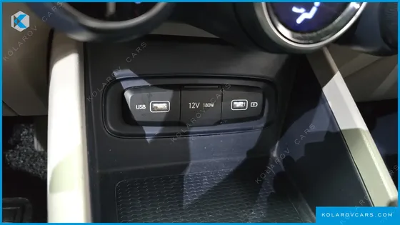 HYUNDAI VENUE 1.6 MODERN PLUS