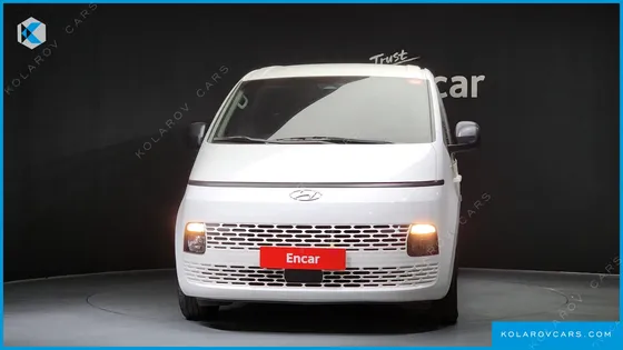 HYUNDAI STARIA CARGO 3-SEATER