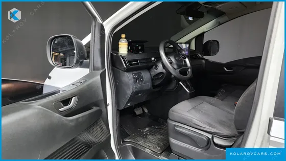 HYUNDAI STARIA CARGO 3-SEATER