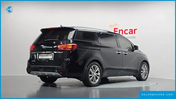 KIA CARNIVAL 9-SEATER NOBLESSE SPECIAL