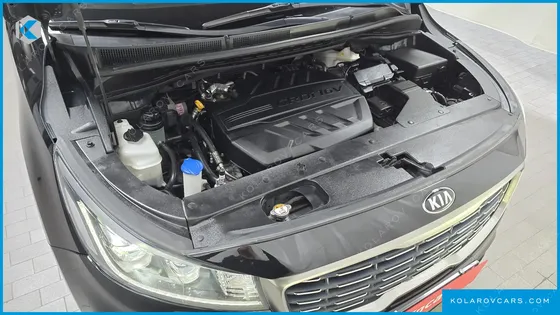 KIA CARNIVAL 9-SEATER NOBLESSE SPECIAL
