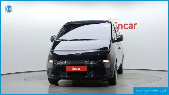 HYUNDAI STARIA CARGO 5-SEATER