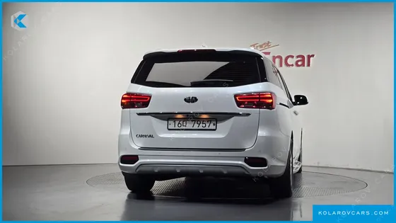 KIA CARNIVAL 9-SEATER NOBLESSE SPECIAL