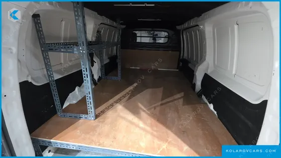 HYUNDAI STARIA CARGO 3-SEATER