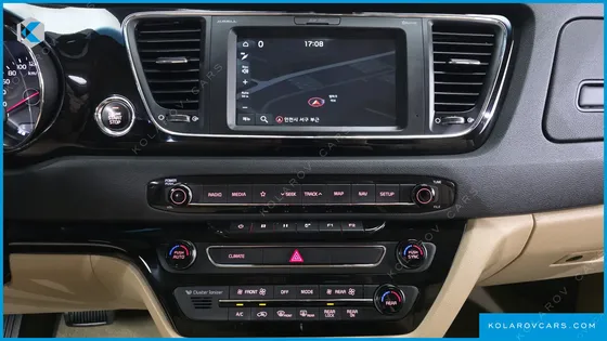 KIA CARNIVAL GASOLINE 9-SEATER HI-LIMOUSINE