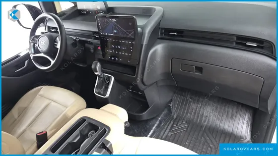 HYUNDAI STARIA CARGO 3-SEATER
