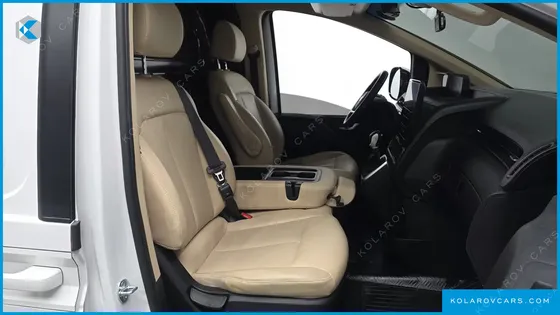 HYUNDAI STARIA CARGO 3-SEATER