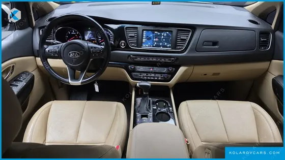 KIA CARNIVAL 9-SEATER HI-LIMOUSINE