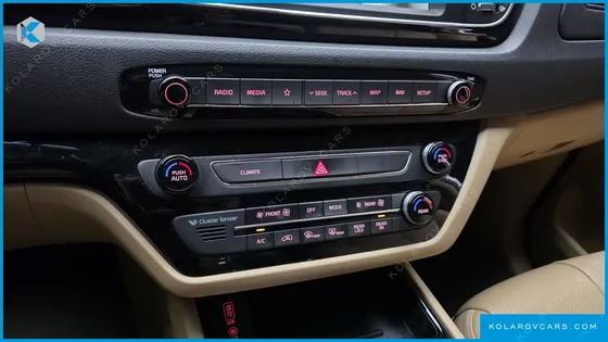 KIA CARNIVAL 9-SEATER HI-LIMOUSINE