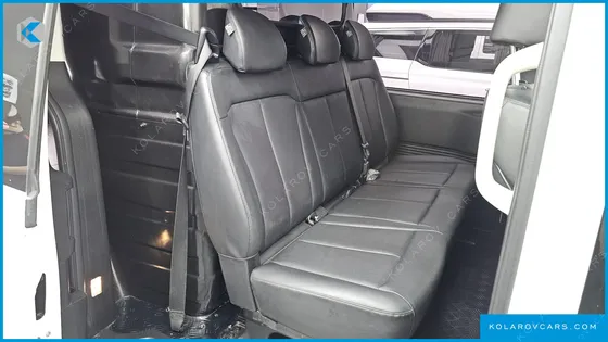 HYUNDAI STARIA CARGO 5-SEATER
