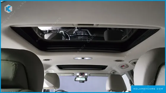 KIA CARNIVAL 7-SEATER LIMOUSINE