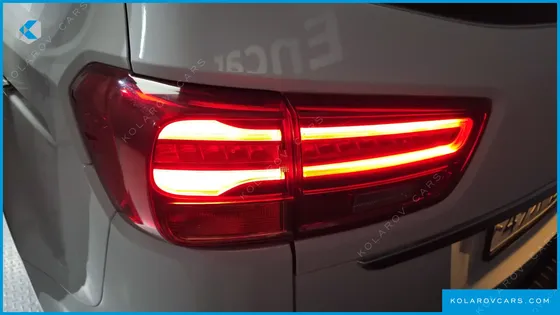 KIA CARNIVAL 7-SEATER LIMOUSINE