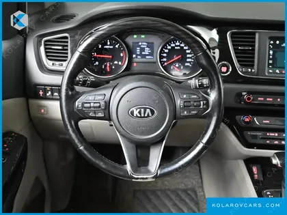 KIA CARNIVAL 9-SEATER NOBLESSE SPECIAL